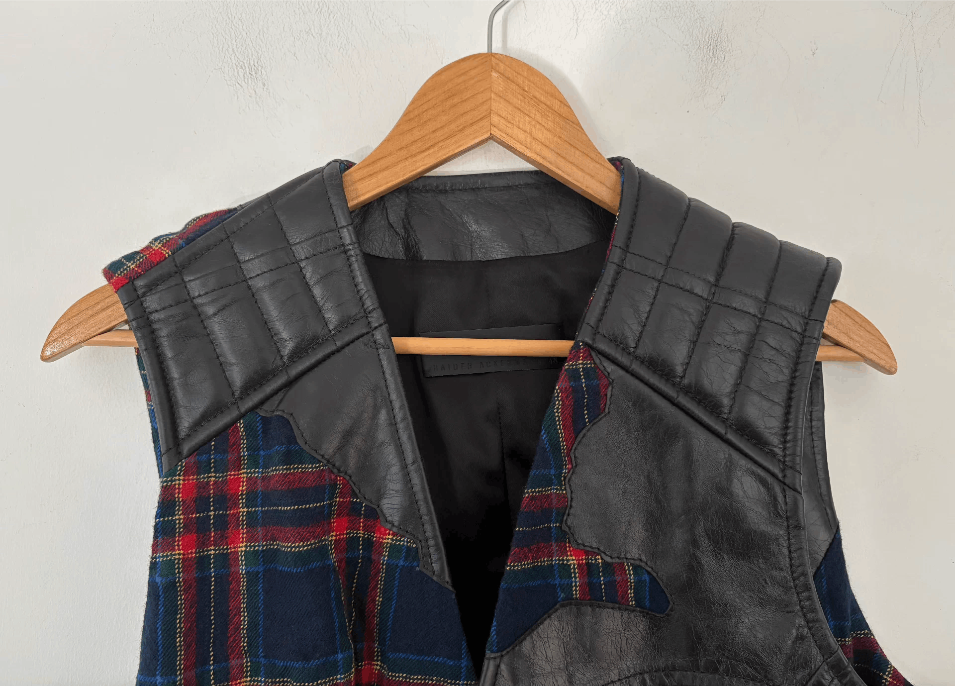 Haider Ackermann Haider Ackermann Fall/Winter 2017 Leather and Check Vest Size US M / EU 48-50 / 2 - 3 Thumbnail
