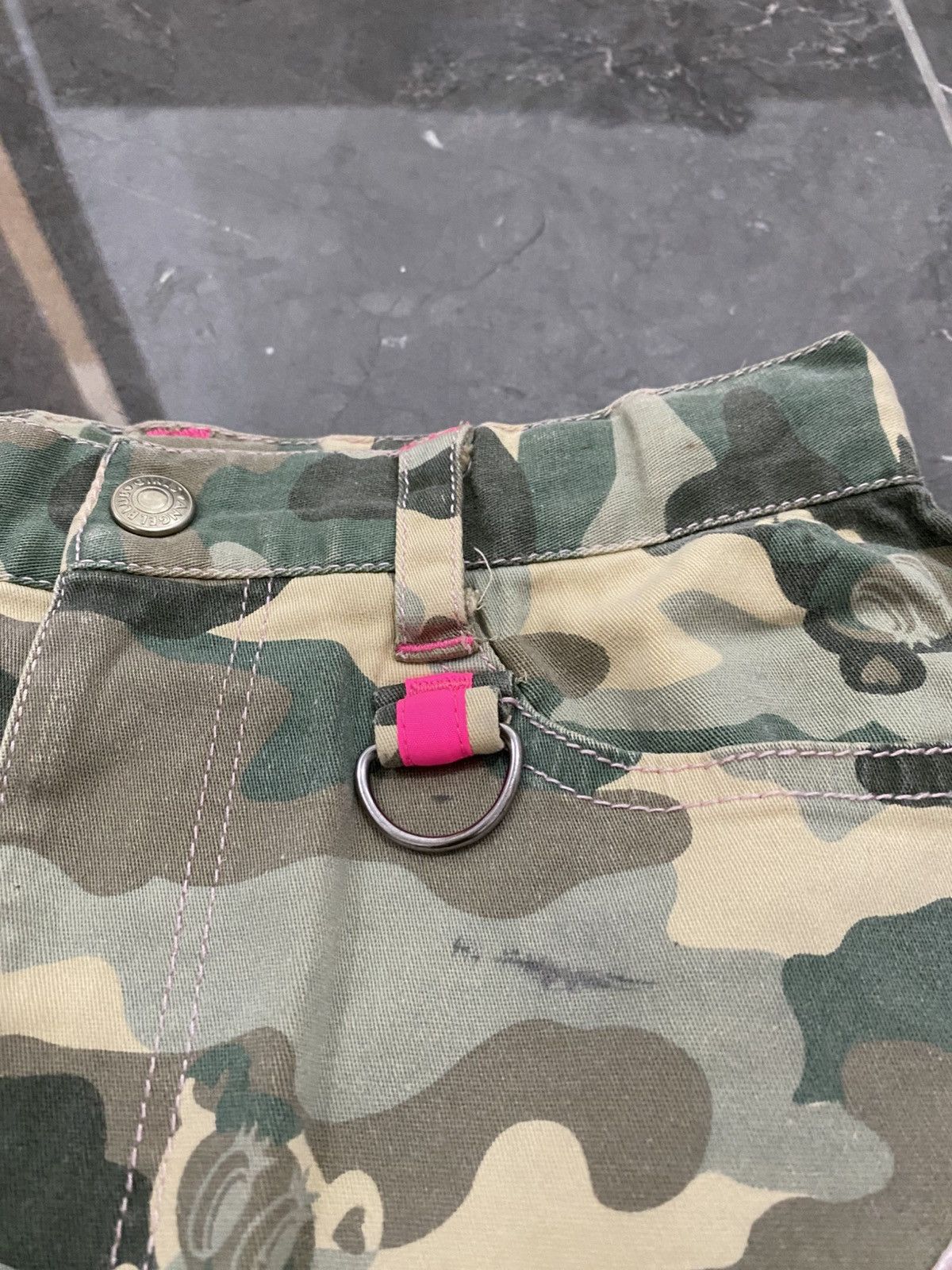 Angel Blue × Hysteric Glamour × Japanese Brand Angle Blue Logo Camo Mini Skirt Size 24" / US 00 / IT 34 - 11 Thumbnail