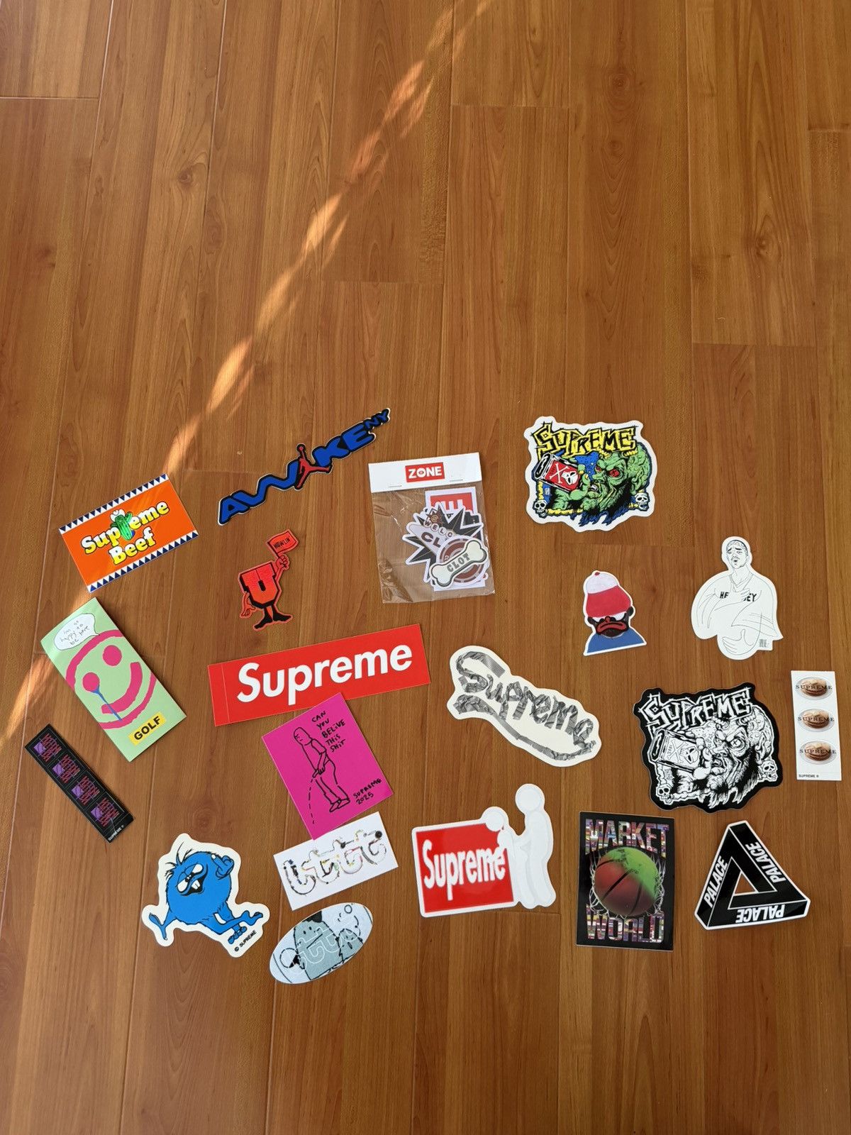 Supreme Random Supreme Stickers Hype Size ONE SIZE - 2 Thumbnail