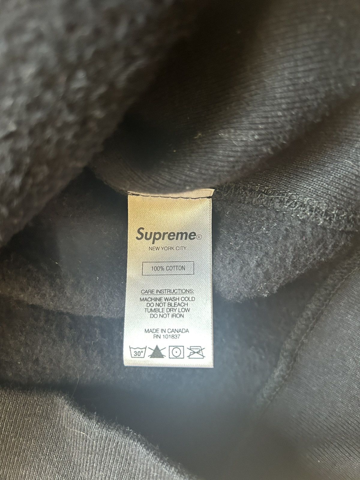 Supreme Supreme FW 18 Black Script Hoodie Size US S / EU 44-46 / 1 - 6 Thumbnail