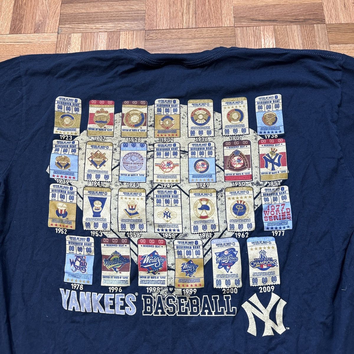 Majestic New York Yankees tee Size US XL / EU 56 / 4 - 4 Thumbnail