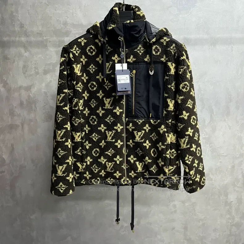 Louis Vuitton Louis Vuitton Brown Logo Full Print Standing Neck Hooded S Size XS / US 0-2 / IT 36-38 - 1 Thumbnail