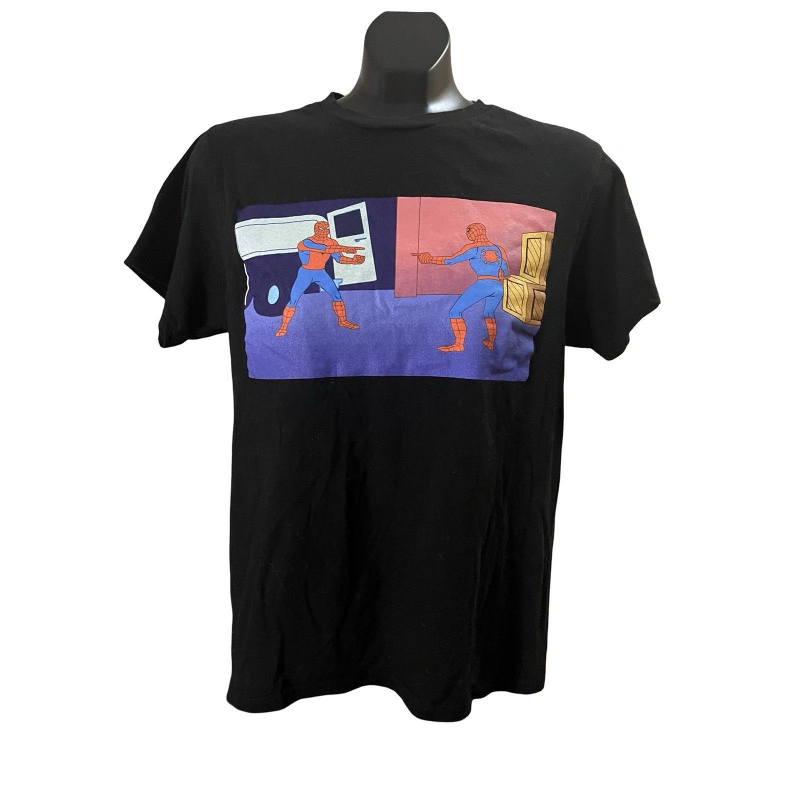Marvel Comics Marvel SPIDER-MAN Pointing at Spider-Man Men’s Size M Size US M / EU 48-50 / 2 - 1 Thumbnail