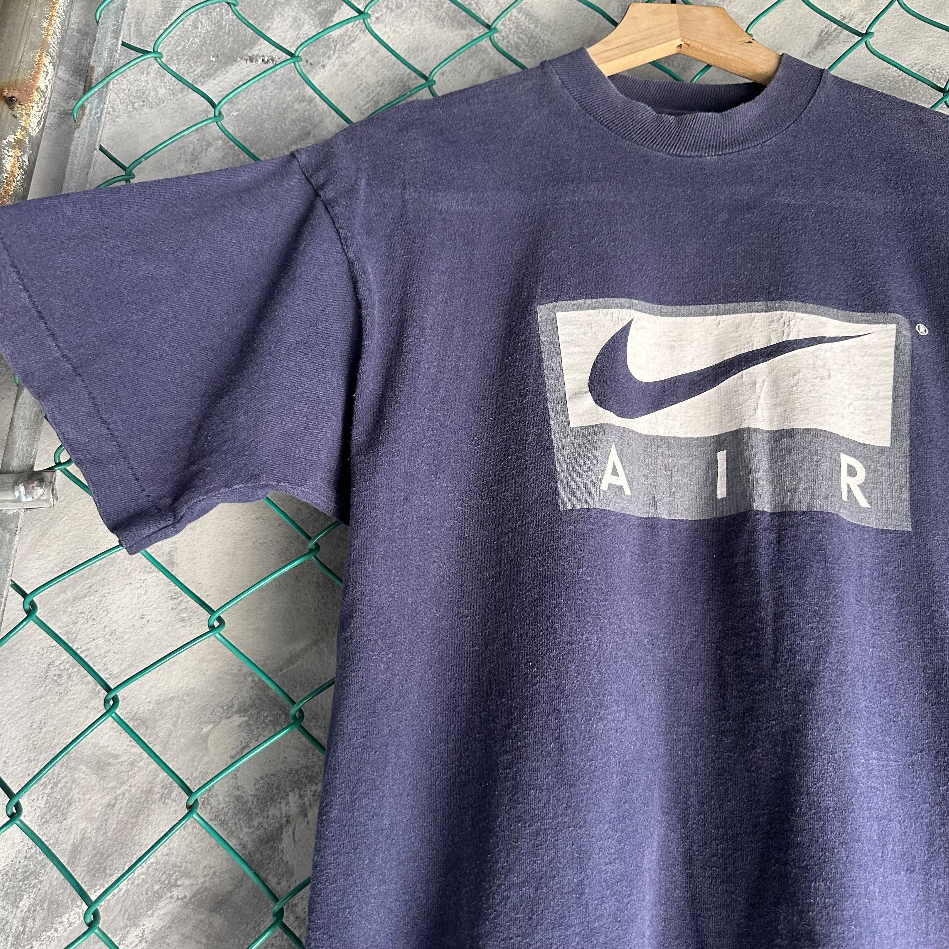 Nike Vintage Nike T Shirt Blue Big Swoosh Single Stitch Bootleg Size US L / EU 52-54 / 3 - 3 Thumbnail