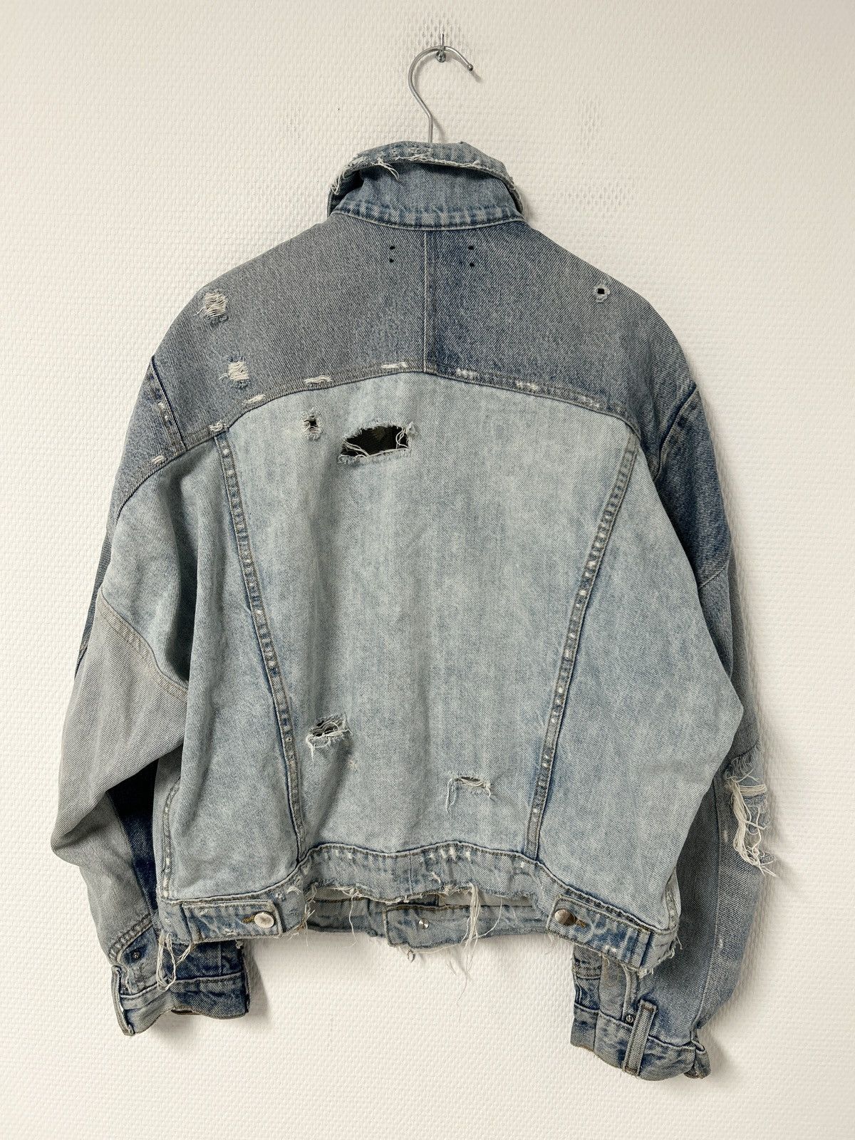 Amiri SS2018 Deconstructed Distressed Denim Jacket Size US S / EU 44-46 / 1 - 2 Thumbnail