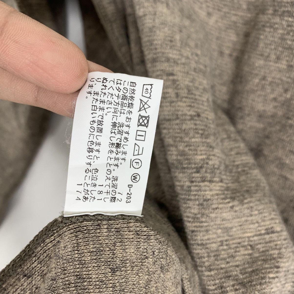 Japanese Brand Vintage HR MARKET Stretch Plain Japanese Brand Tshirt Size US S / EU 44-46 / 1 - 7 Thumbnail