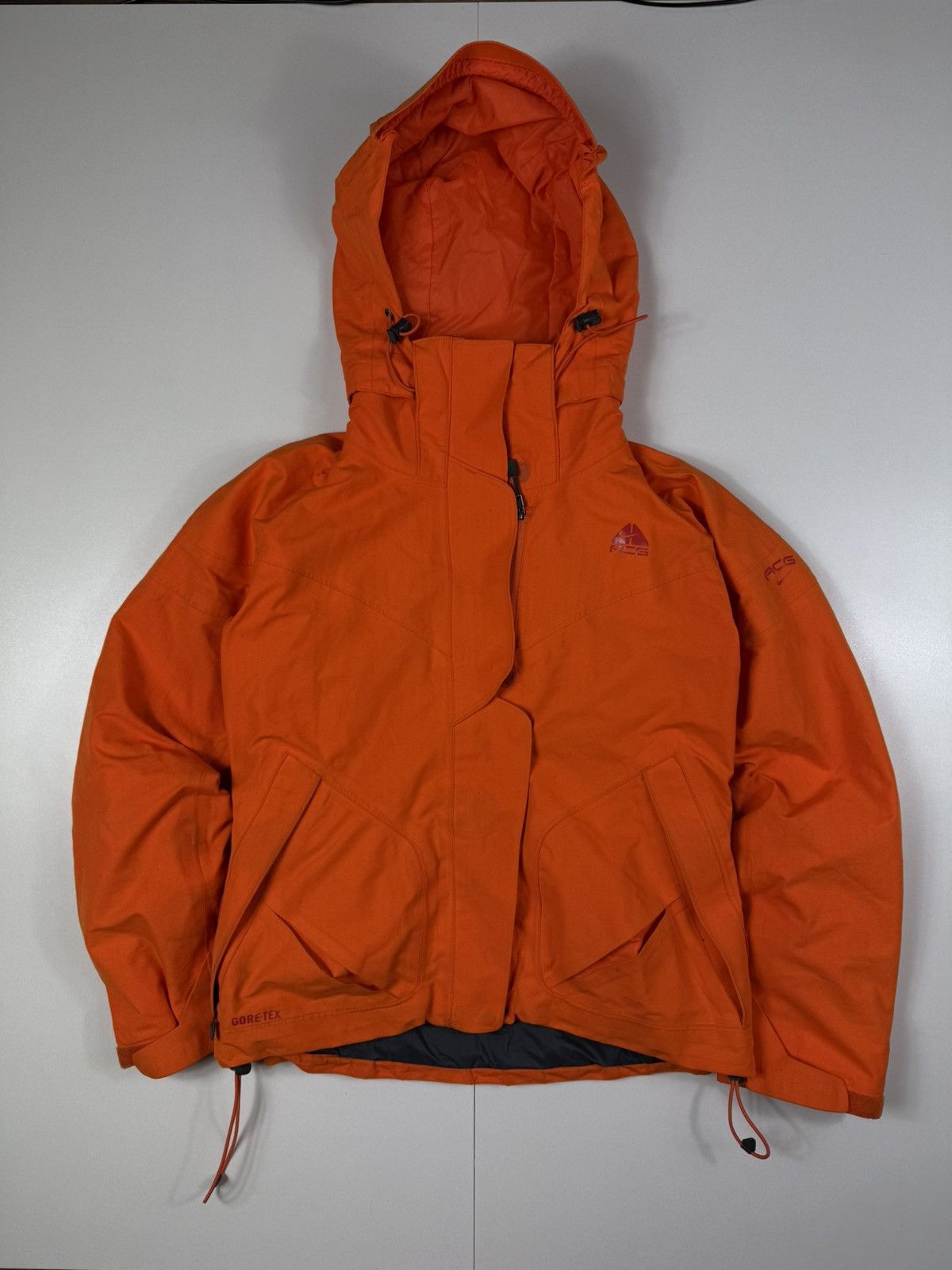 Nike ACG Nike ACG Gore-Tex Hooded Jacket Orange Vintage Size US S / EU 44-46 / 1 - 1 Thumbnail