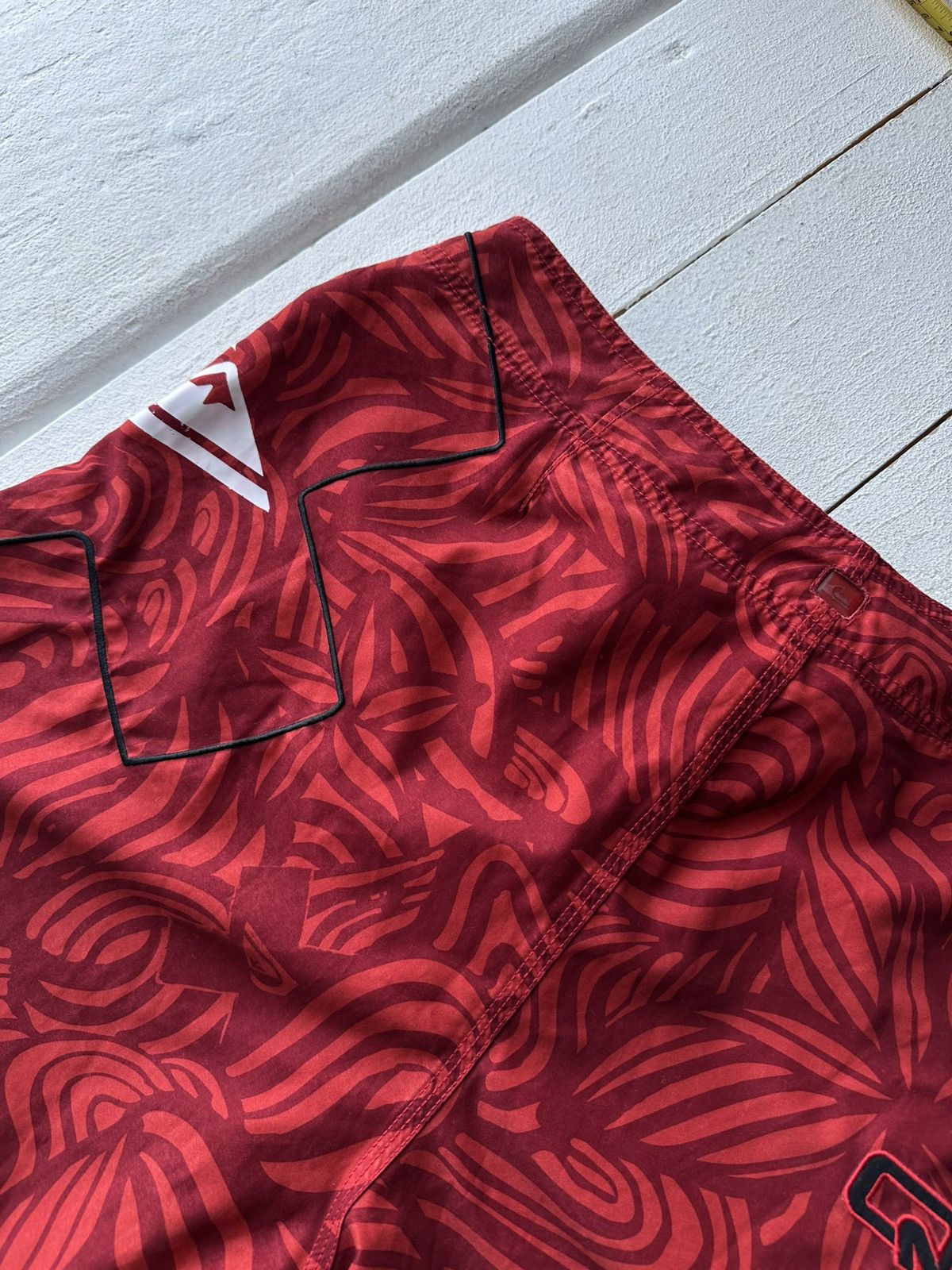Quiksilver 🚨Vintage Quiksilver Shorts Big Logo Y2K Style 90s Surfing Size US 32 / EU 48 - 13 Thumbnail