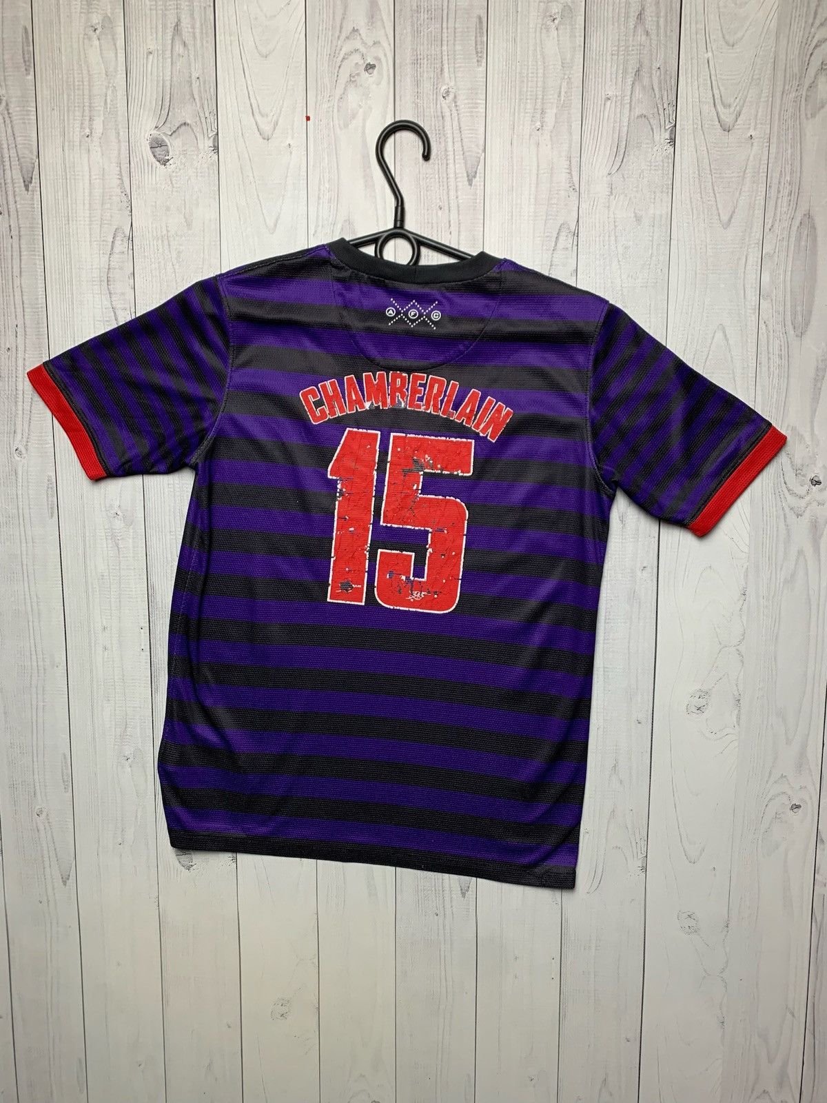 Nike × Vintage Vintage Arsenal soccer jersey away purple 15 Chamberlain Xs Size US XS / EU 42 / 0 - 1 Thumbnail