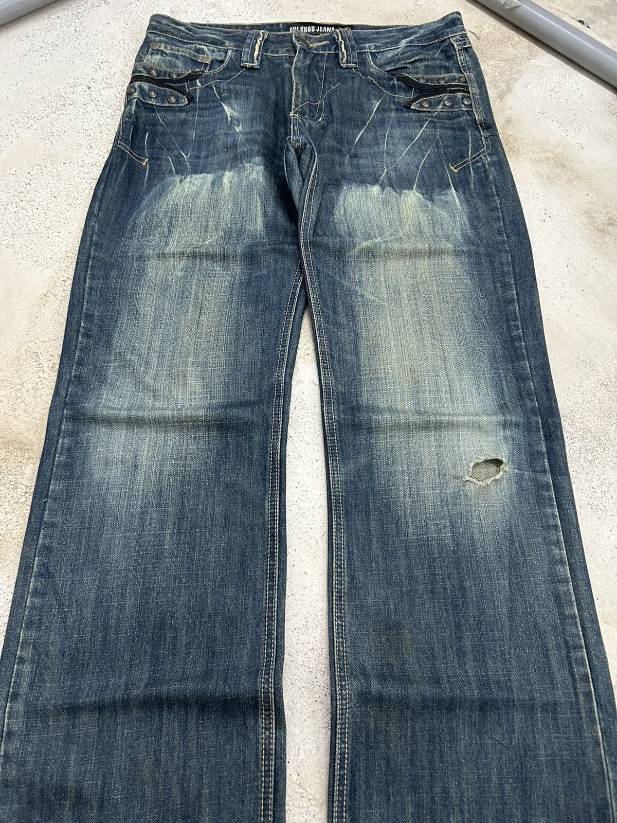 Le Grande Bleu (L.G.B.) Y2k Gui Show Jeans Straight Leg Embellishment Distressed Size US 34 / EU 50 - 3 Thumbnail