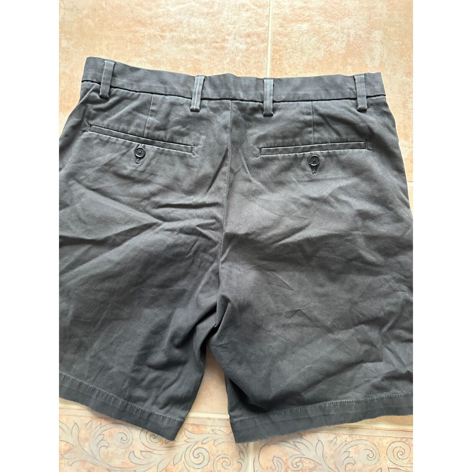 Banana Republic Banana Republic Aiden Short 9 solid rock Grey Men size 32 Size US 32 / EU 48 - 5 Thumbnail