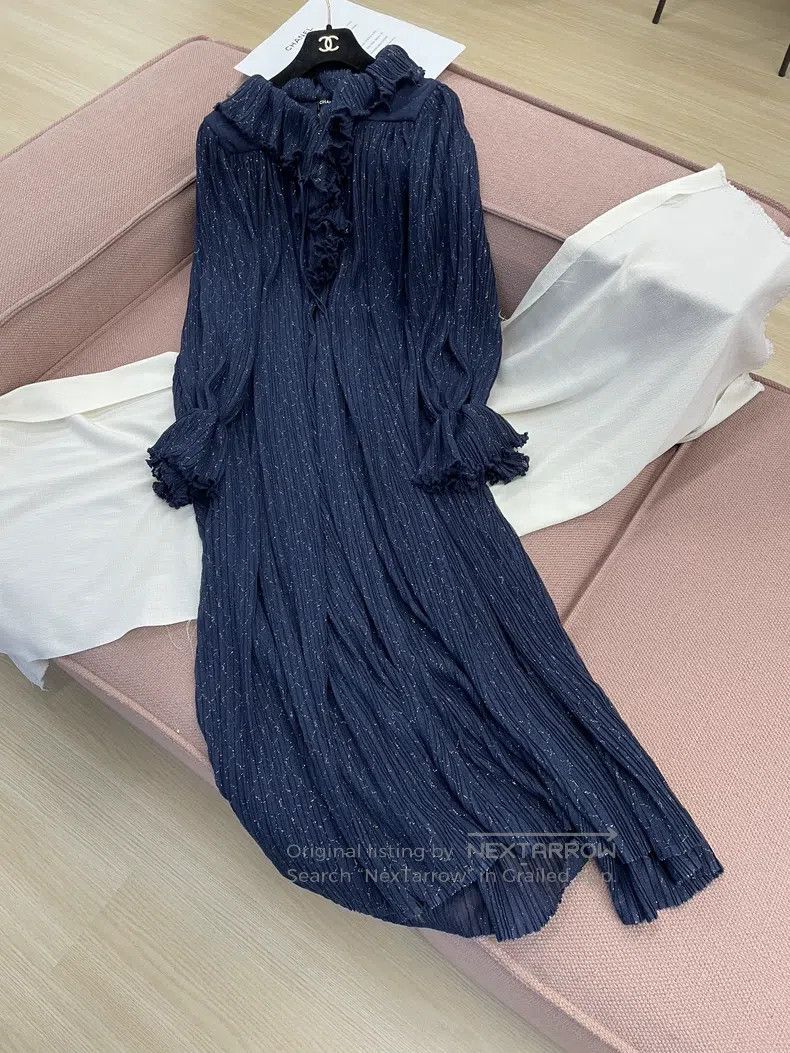 Chanel Chanel Roof Series Dark Blue Thin Glitter Ruffle Long-slee Size XS / US 0-2 / IT 36-38 - 1 Thumbnail