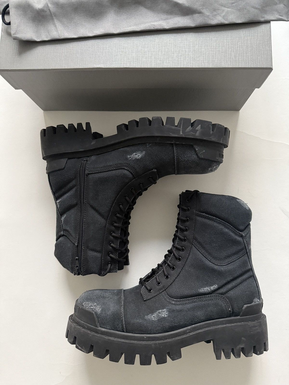 Balenciaga Combat Strike Boot Size 42 Size US 9 / EU 42 - 14 Thumbnail