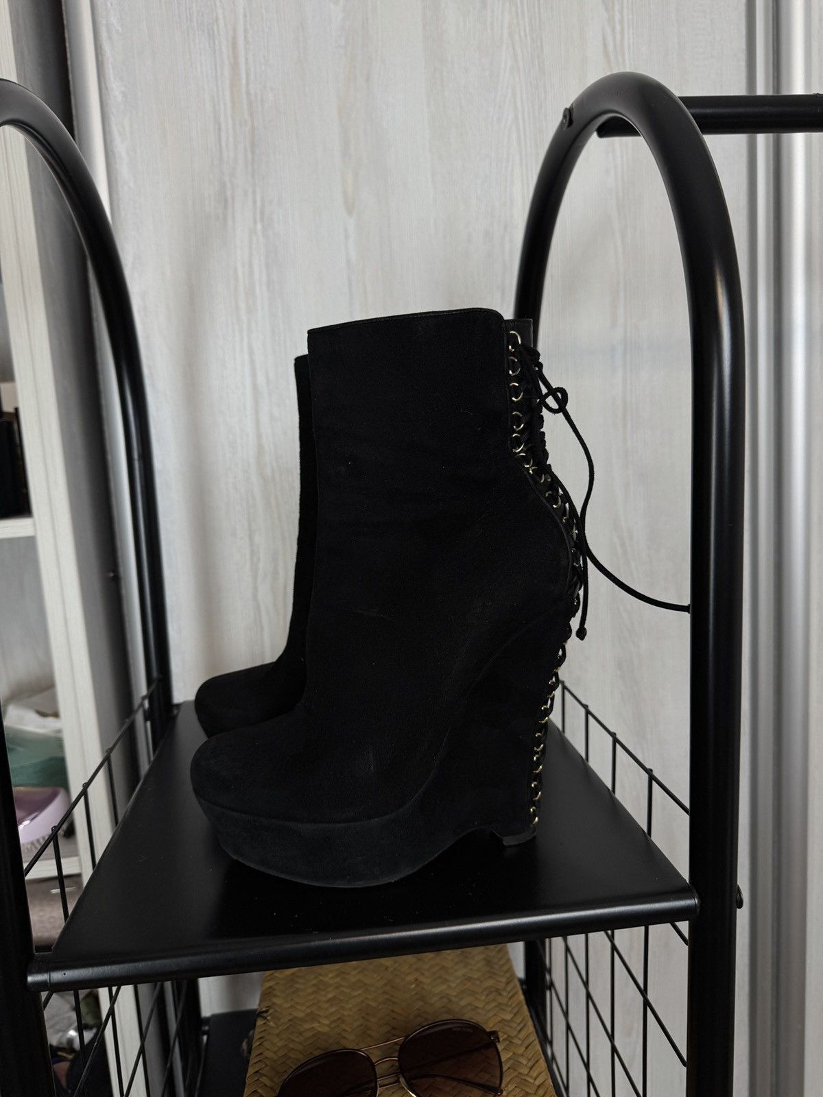 Yves Saint Laurent Yves Saint Laurent Suede Lace Up Ankle length Wedge Boots Size US 9 / IT 39 - 8 Thumbnail