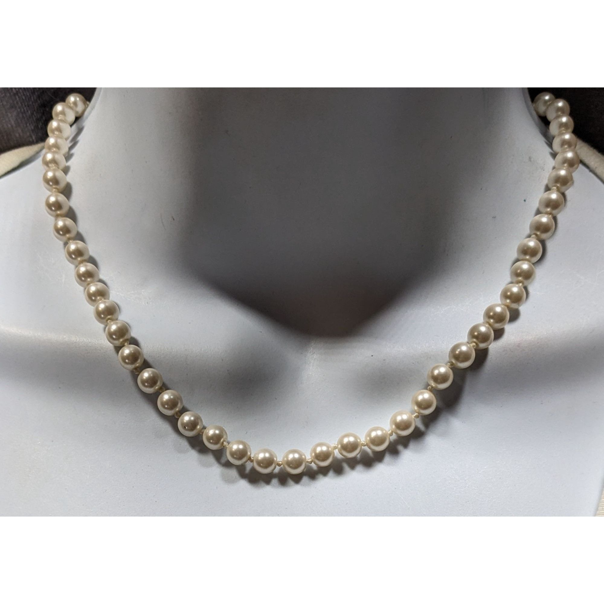 Other Vintage Cezanne Elegant Faux Pearl Necklace With Adjustable Size ONE SIZE - 4 Thumbnail