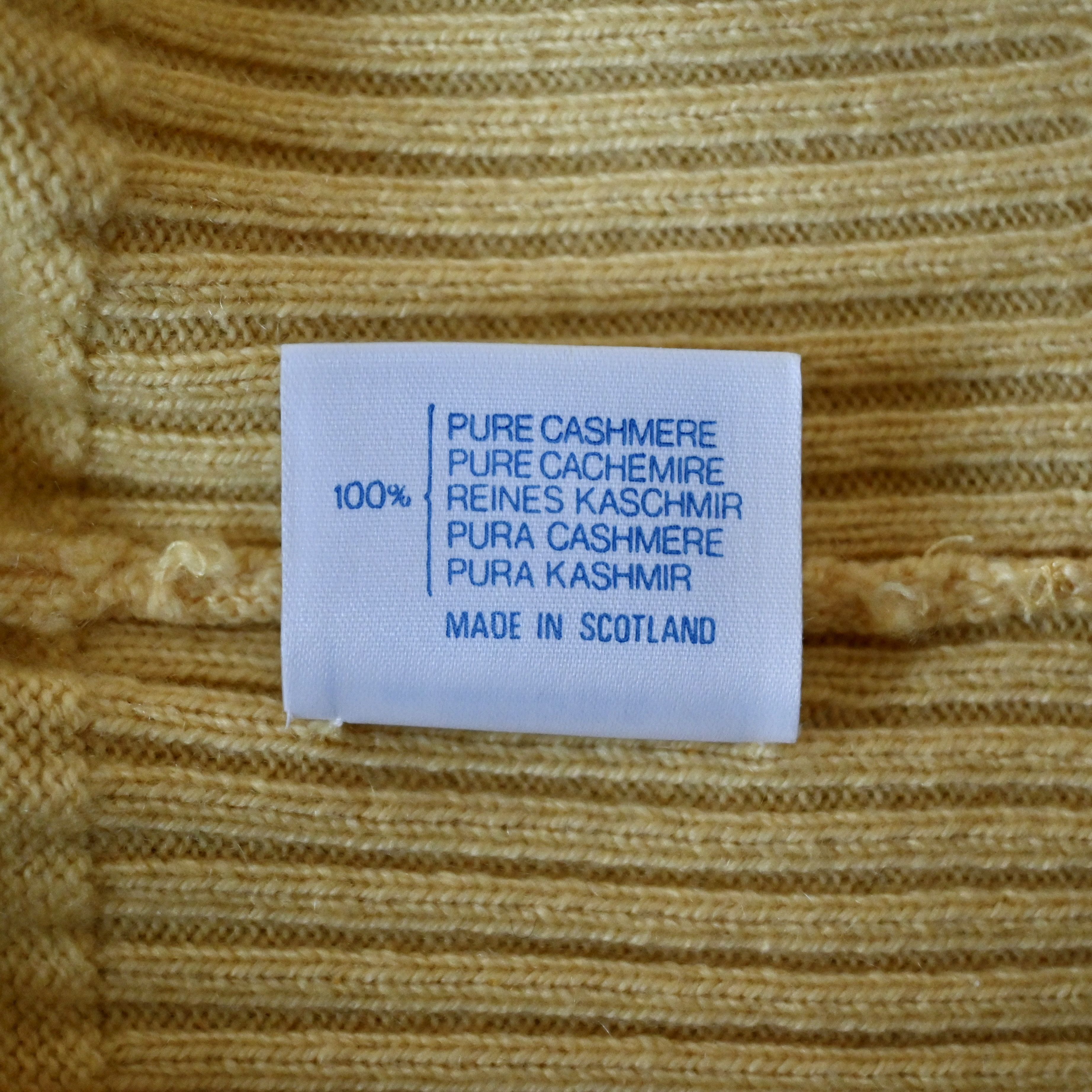 Barneys New York VTG 1990s Kilgour for BARNEYS NY Scottish cashmere sweater Size US L / EU 52-54 / 3 - 14 Thumbnail