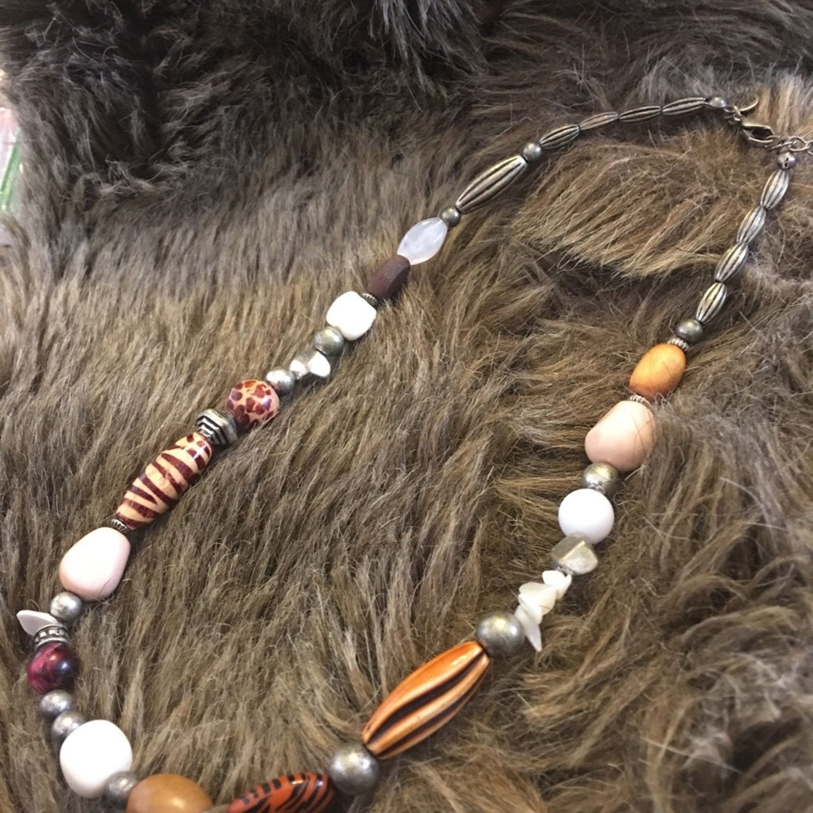 Jewelry Animal print theme multi material bead necklace Size ONE SIZE - 7 Thumbnail