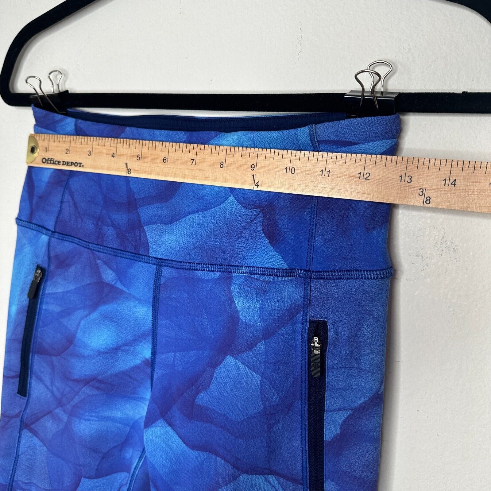 Lululemon Lululemon Blue Run It Out High Waist Midnight Yoga Zip Pant Size 27" / US 4 / IT 40 - 5 Thumbnail