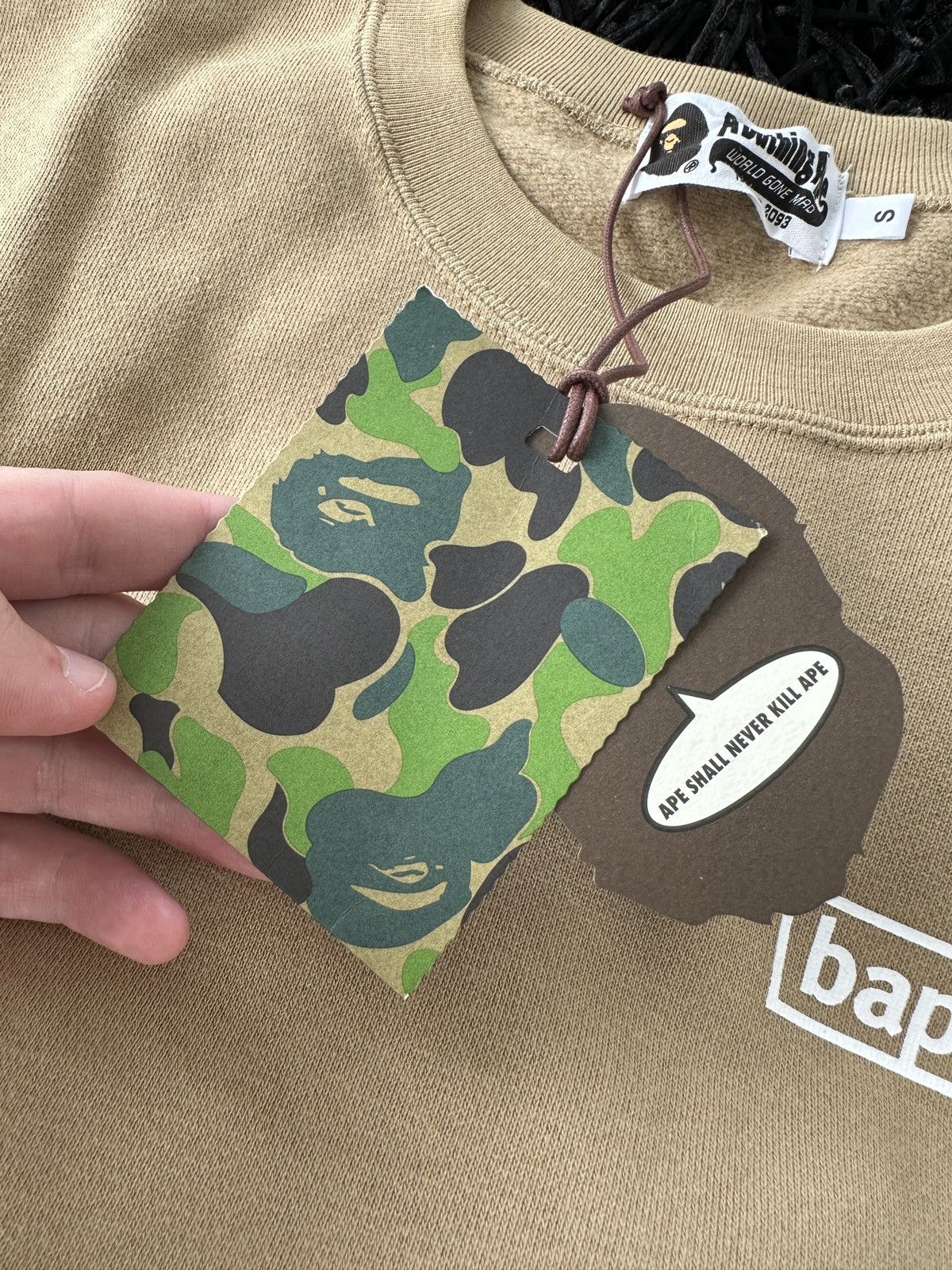 Bape Ape Head Loose Fit Crewneck Size US S / EU 44-46 / 1 - 5 Thumbnail