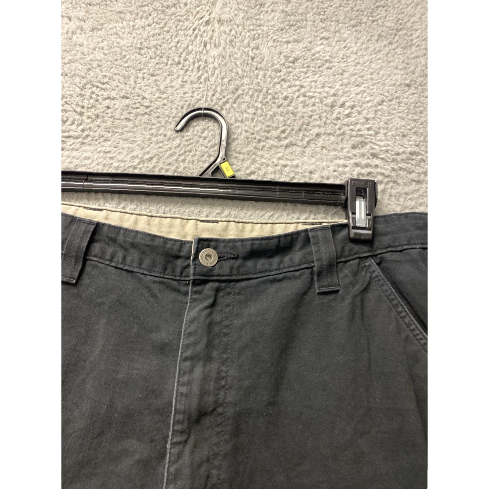 Wrangler VINTAGE Wrangler Cargo Shorts Men Khaki Black Relaxed Fit 36 Casual Cotton Blend Summer Fall Spring Size US 36 / EU 52 - 2 Thumbnail