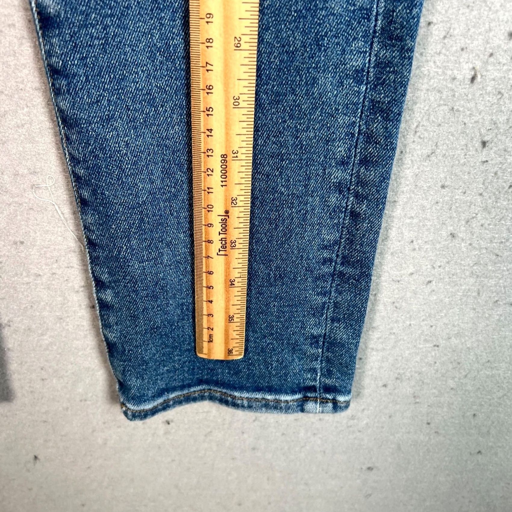 Madewell Madewell Womens Jeans Size 24 High-Rise Perfect Vintage Light Wash Denim Straight 5-Pocket Blue Cap Length 28in Womens Size 42" / US 20 - 7 Thumbnail