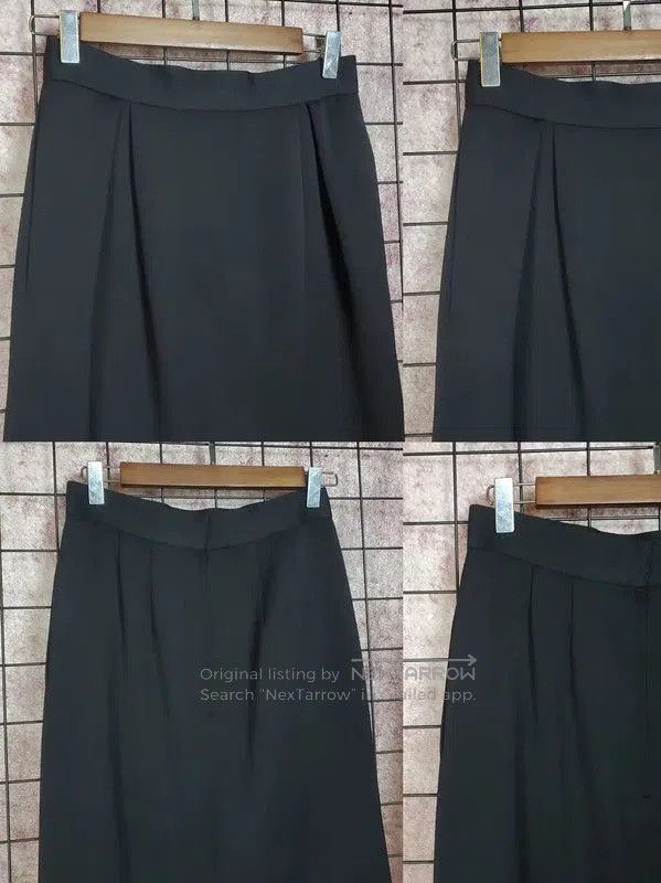 Dior Dior Black Wool Pleated Skirt for Women . Size 23" - 2 Thumbnail
