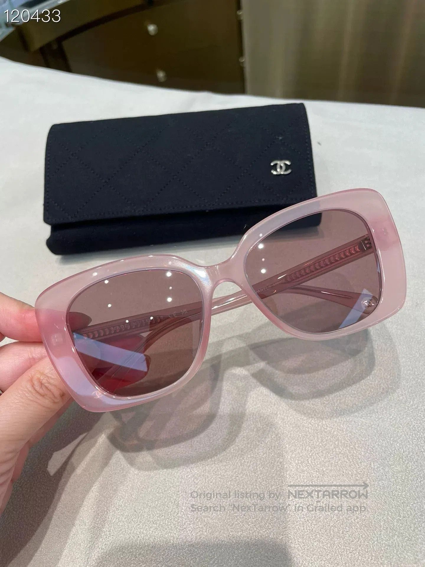 Chanel Chanel 2023 Summer Pink Jelly Sunglasses. Size ONE SIZE - 2 Thumbnail