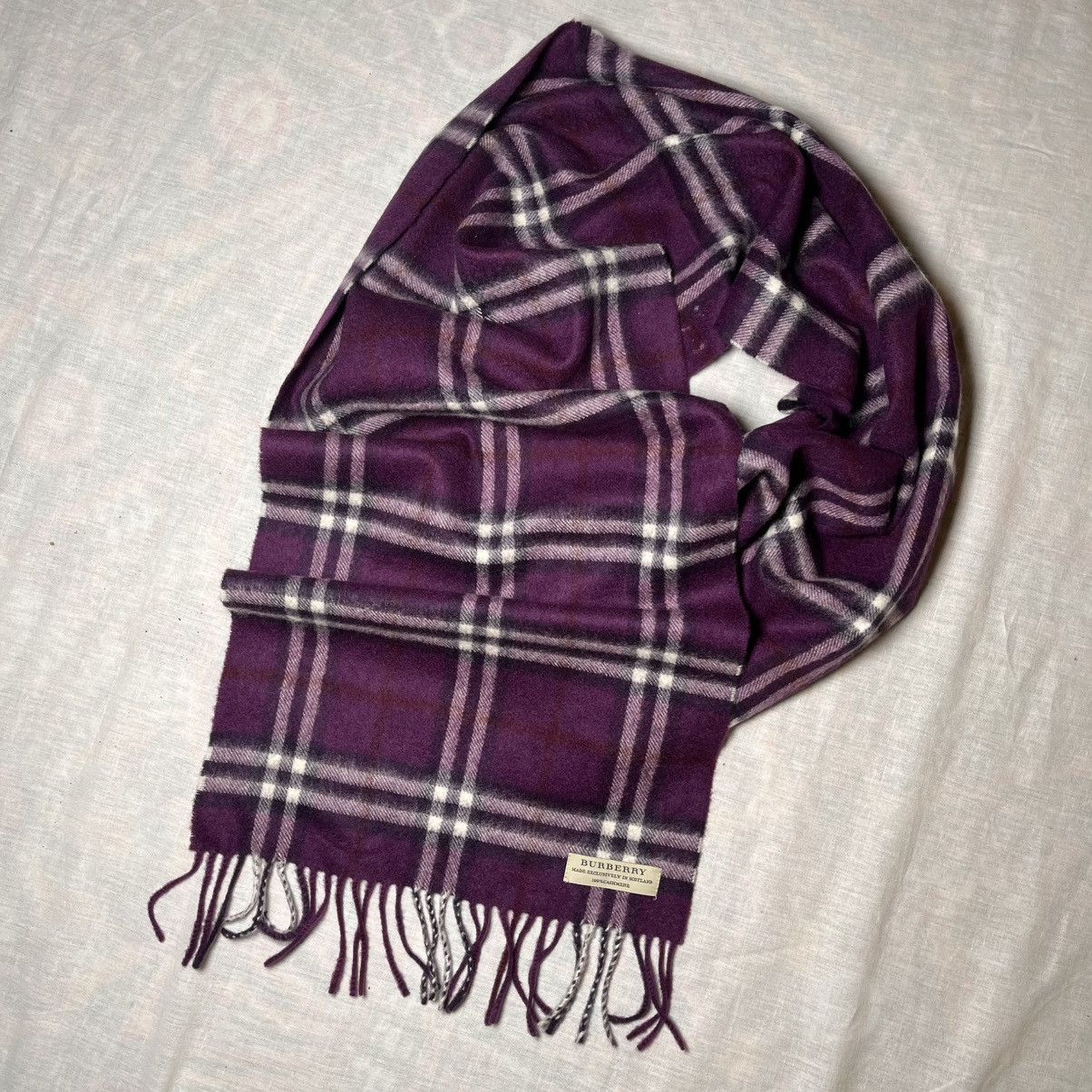 Warm purple coquette style wool scarf Burberry