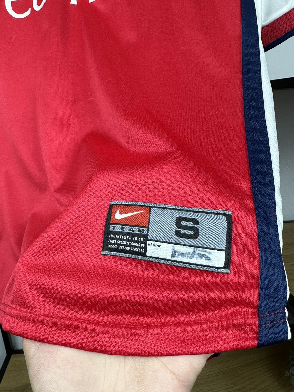 Nike × Vintage Vintage Arsenal #10 Bergkamp Nike 1999-2000 home jersey Men Size US S / EU 44-46 / 1 - 3 Thumbnail