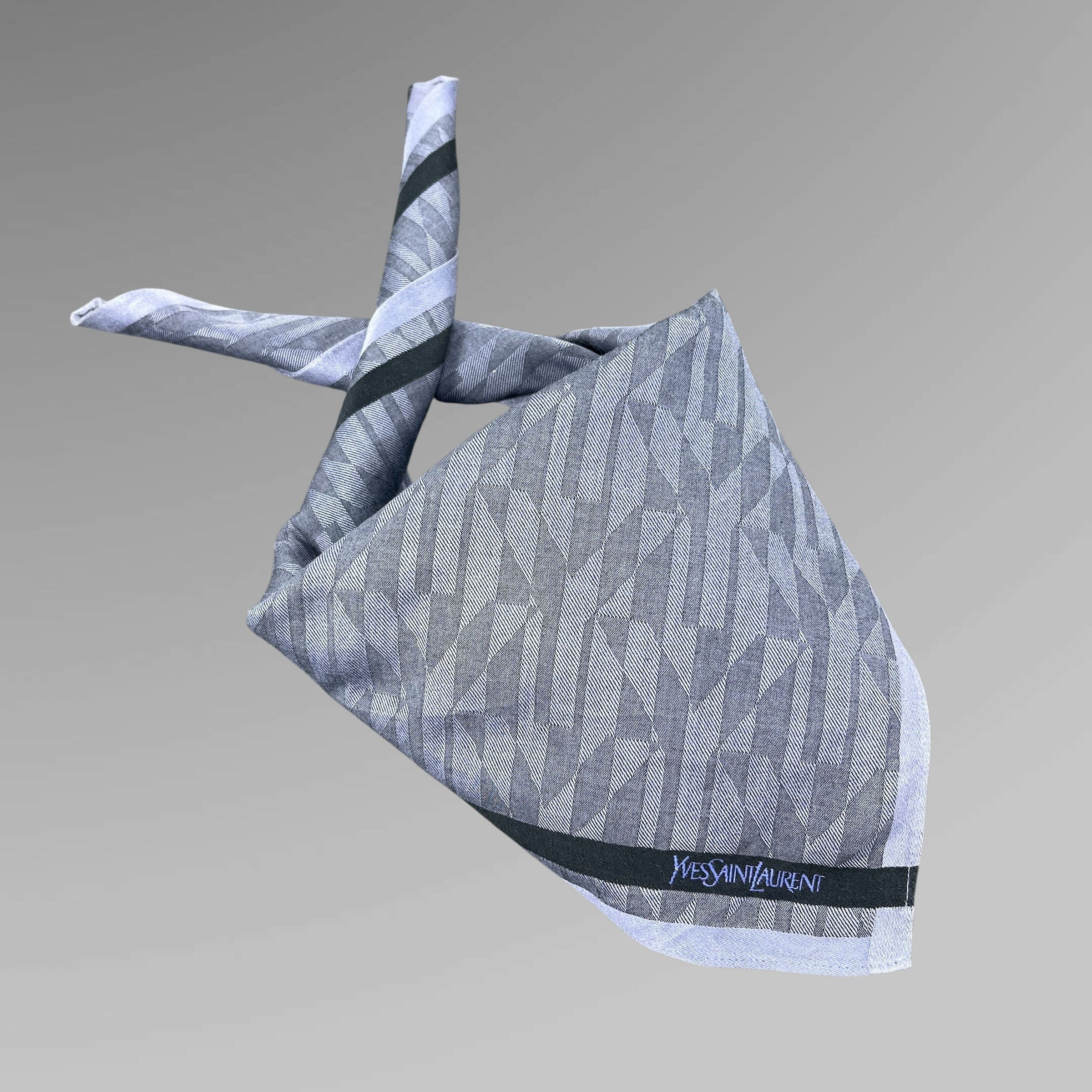 Vintage Yves Saint Laurent Handkerchief / Bandana / Neckerchief B273 Size ONE SIZE - 1 Thumbnail