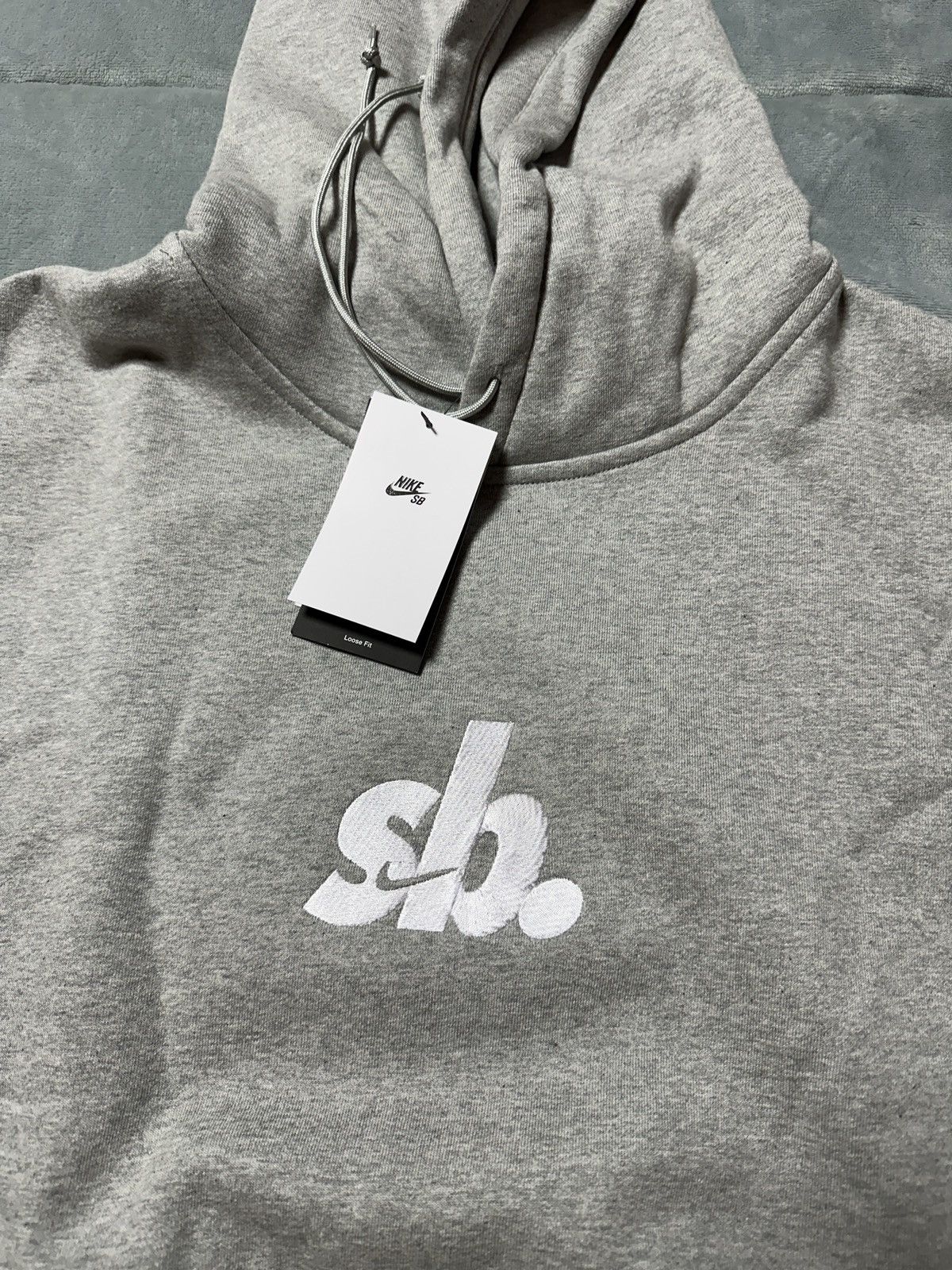 Nike NWT NSW Nike SB Fleece Pullover Gray Sportswear Men Sz XL Size US XL / EU 56 / 4 - 2 Thumbnail