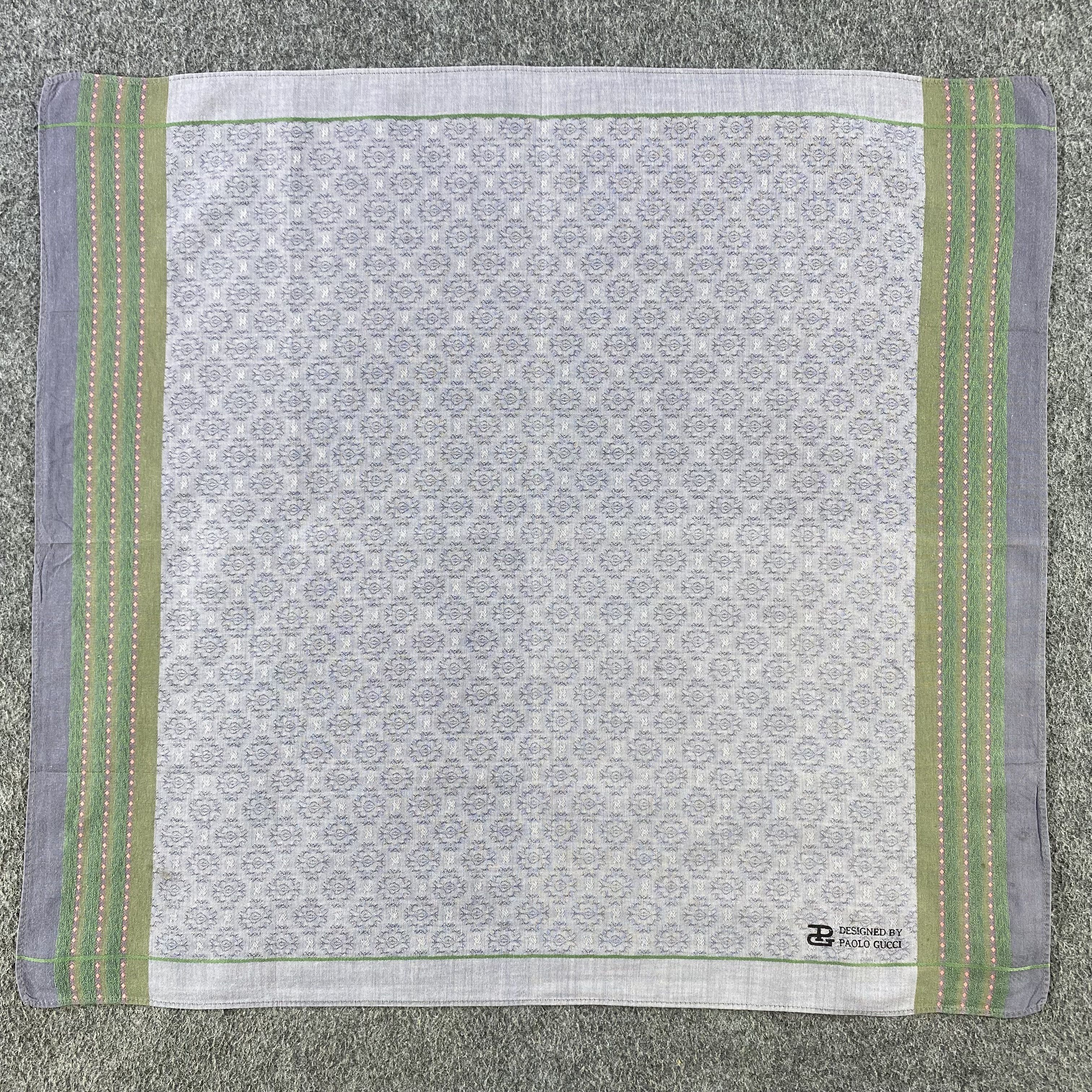 Paolo Gucci × Vintage Paolo Gucci Handkerchief/Neckerchief/Bandana HC676 Size ONE SIZE - 1 Thumbnail