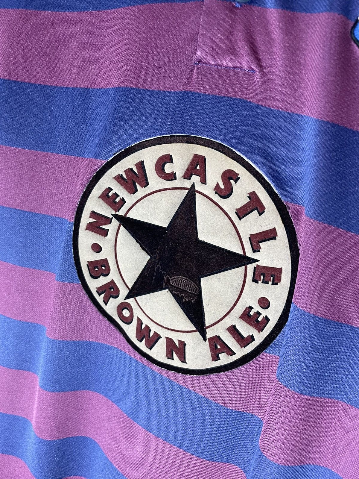 Other Newcastle Score Draw retro jersey Size US M / EU 48-50 / 2 - 4 Thumbnail