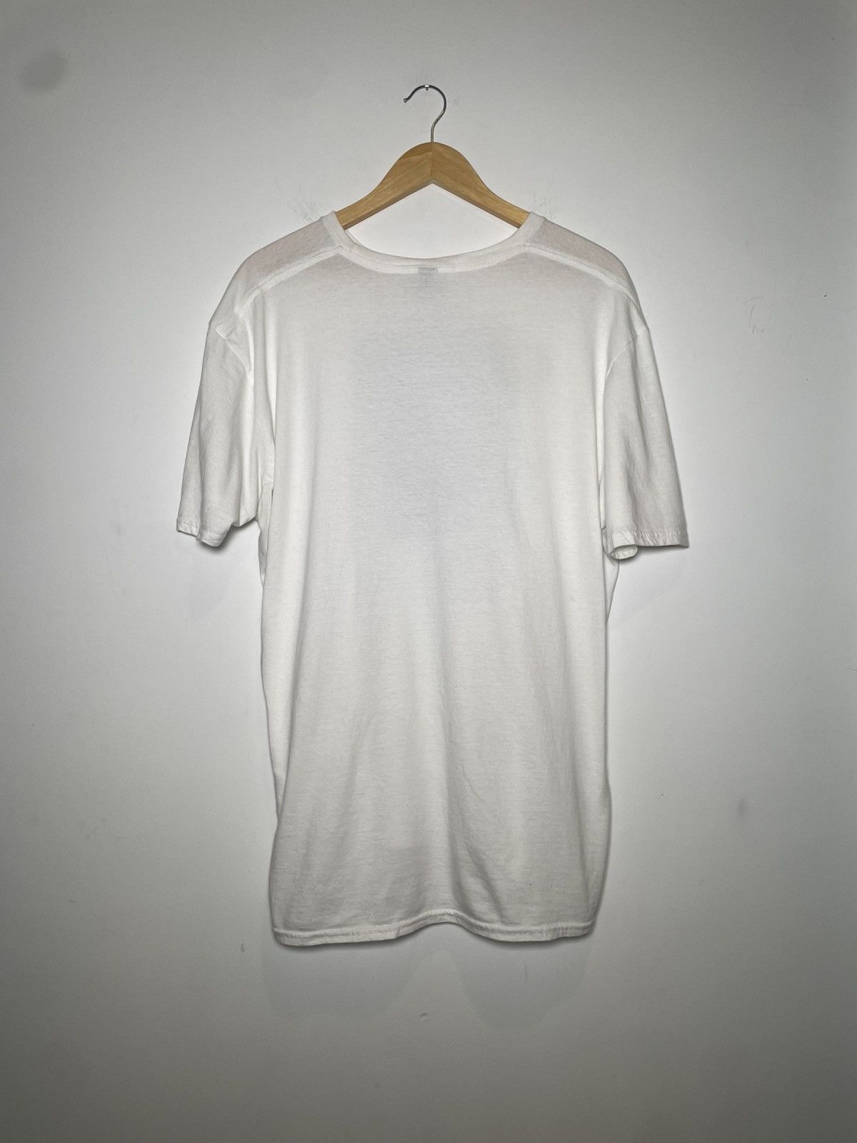 Gildan Queen Elizabeth II Graphic Tee - Gildan Softstyle - XL Size US XL / EU 56 / 4 - 4 Thumbnail