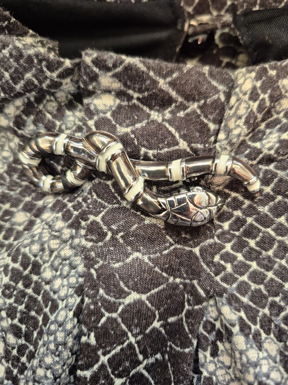 Cavalli Class CLASS Top Greige Python Print Brooch Long Sleeves Pleated Size M / US 6-8 / IT 42-44 - 5 Thumbnail