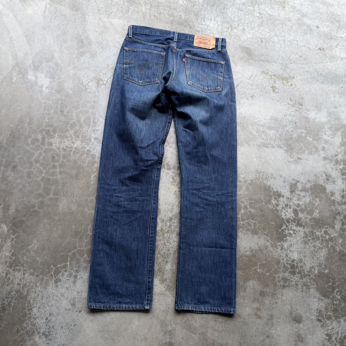 Levi's Vintage 2000’s levis 501 button fly denim jeans Size US 34 / EU 50 - 5 Thumbnail