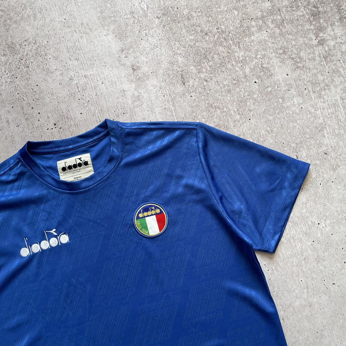 Diadora Diadora Italy soccer jersey size L Size US L / EU 52-54 / 3 - 3 Thumbnail