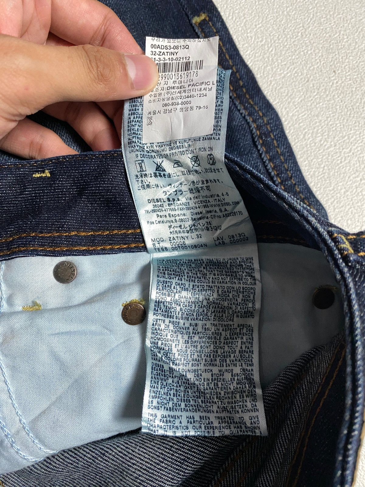 Diesel Diesel ZATINY Regular BootCut Size US 31 - 12 Thumbnail