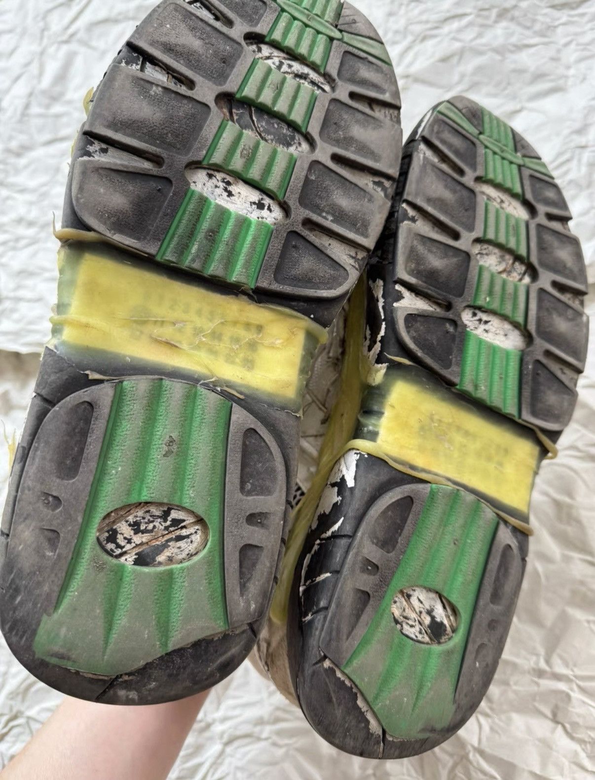 Maison Margiela Maison Margiela dirty sneakers / slime sneakers Size US 9.5 / EU 42-43 - 6 Thumbnail