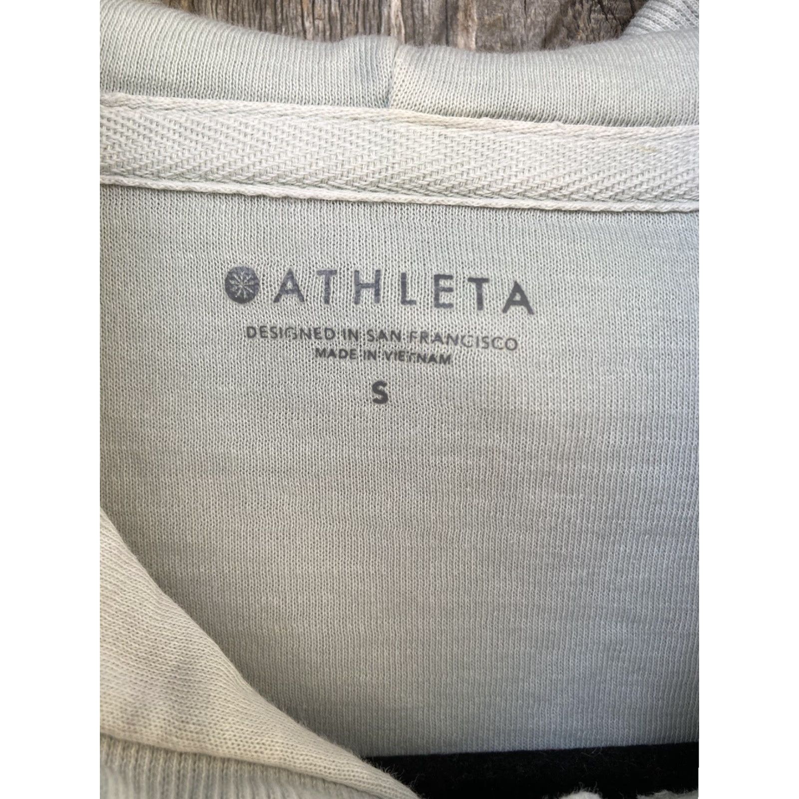 Athleta Athleta Sweatshirt Women Green Solid S Cotton Blend Logo Pullover All Seasons Casual Activewear Athleisure Size S / US 4 / IT 40 - 2 Thumbnail