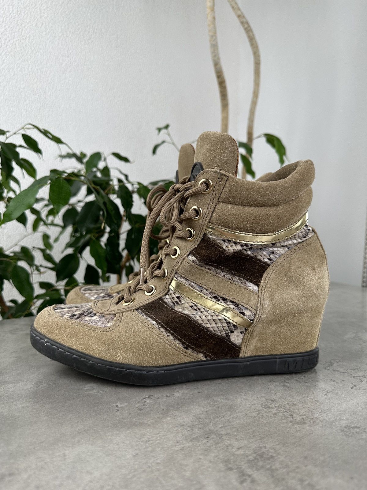 Miss Sixty Miss Sixty hi-top Sneakers Size US 10 / IT 40 - 1 Thumbnail