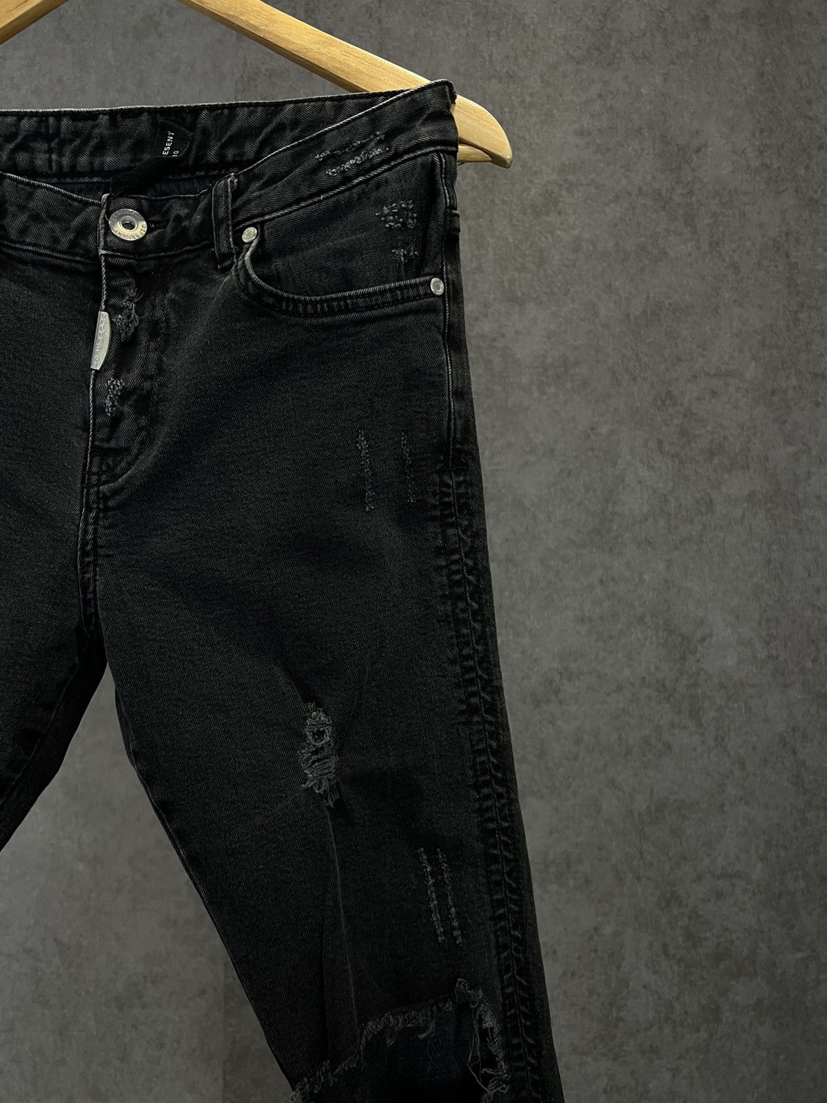 Represent Clo. Represent designer distressed jeans Size US 28 / EU 44 - 2 Thumbnail