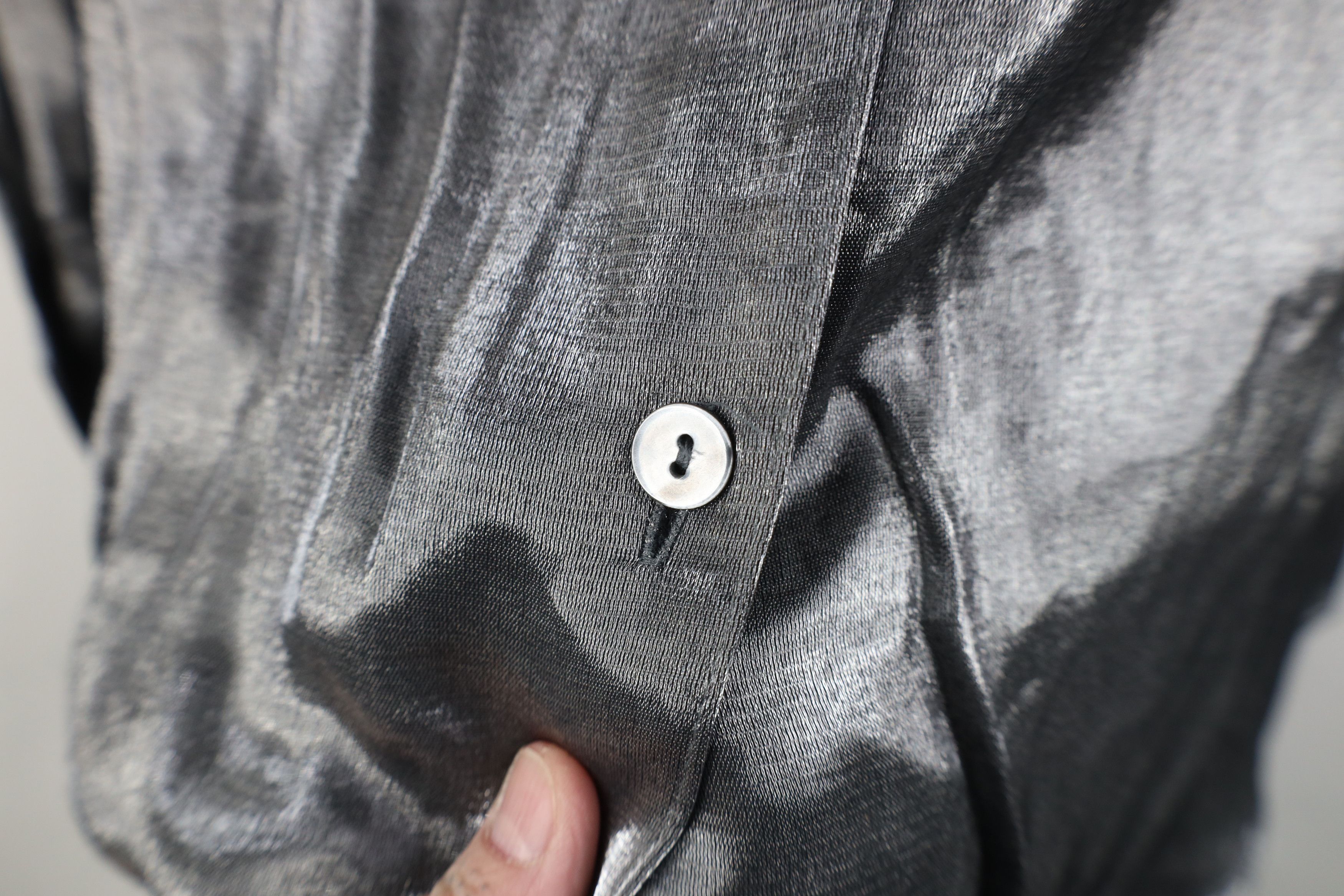 Vintage Vintage 90s Streetwear Metallic Button Shirt Silver Size 3XL / US 20-22 - 4 Thumbnail