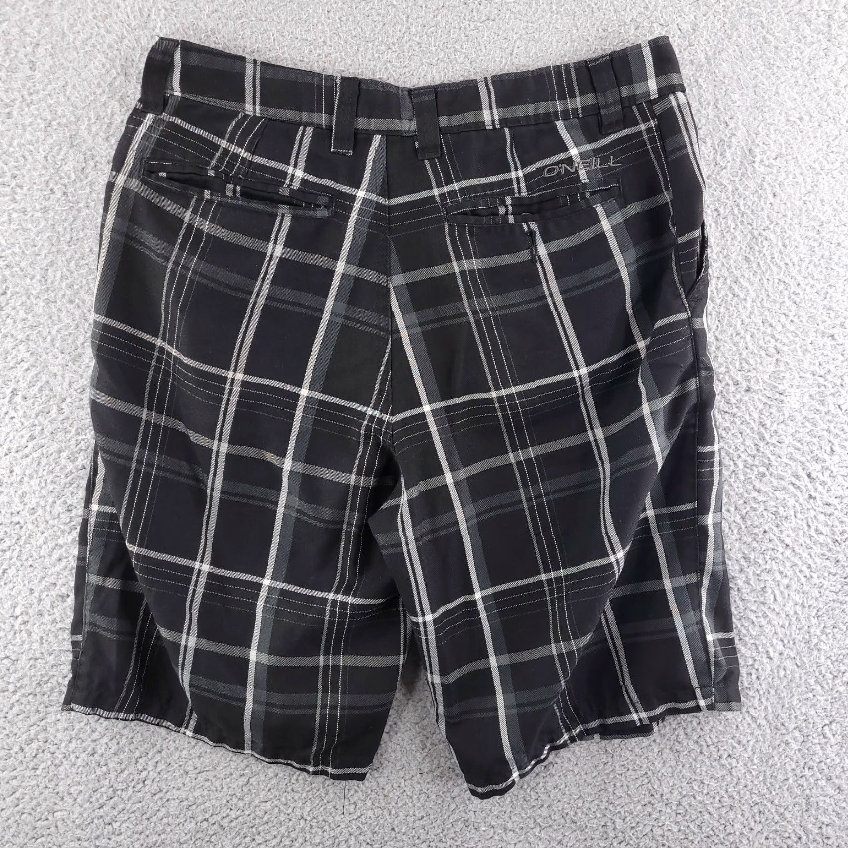 O'Neill O'Neill Bermuda Shorts Mens 32 Black Plaid Bermuda Shirt? Size US 32 / EU 48 - 6 Thumbnail