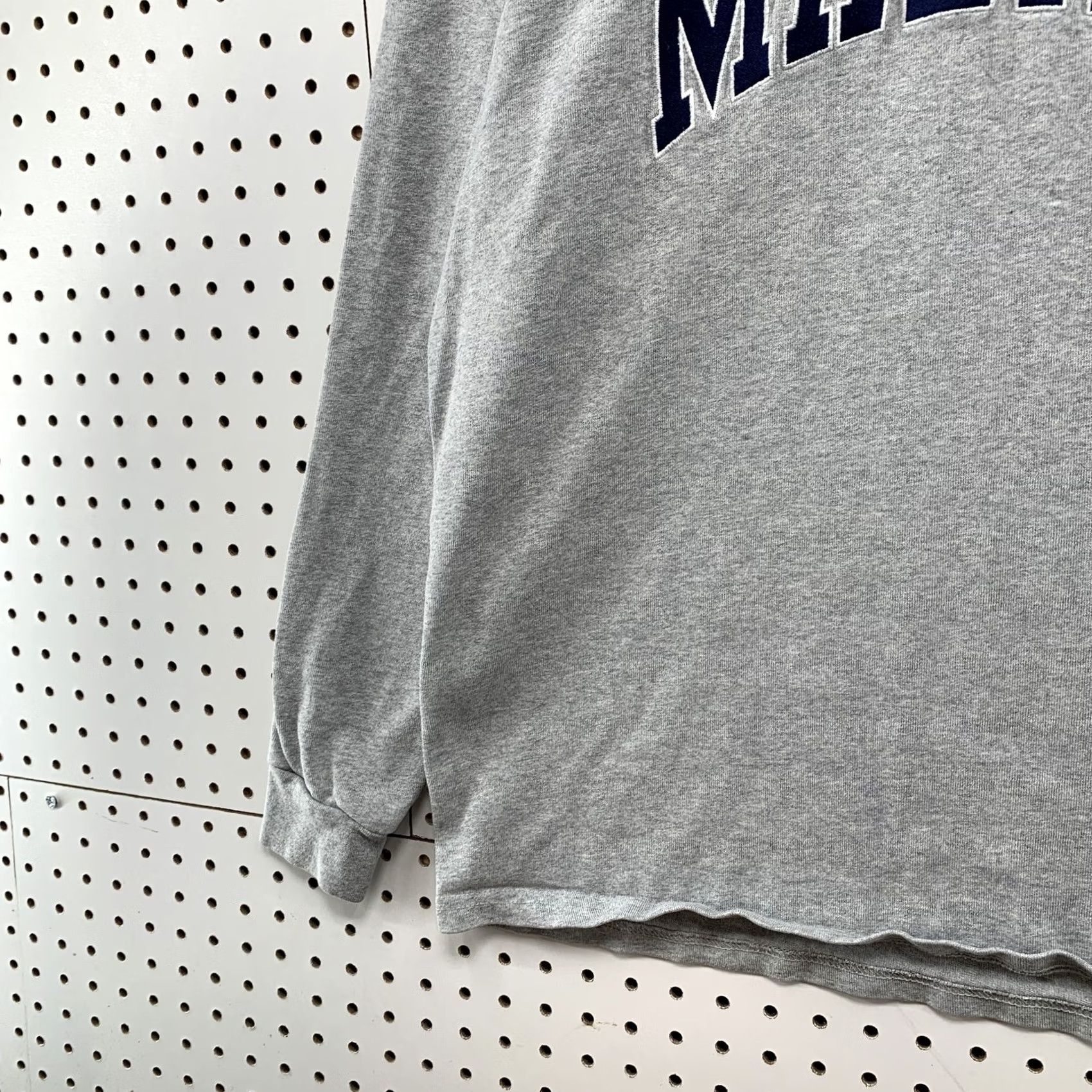 Brandy Melville Brandy Melville Shirt Womens Long Sleeve Gray Embroidered One Size Size ONE SIZE - 7 Thumbnail
