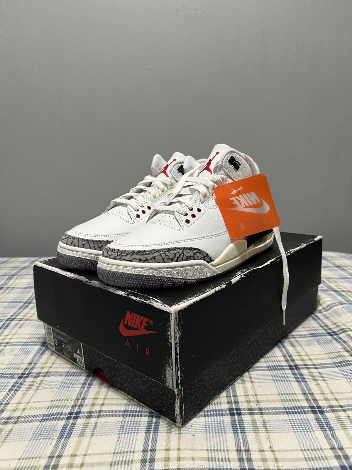Jordan Brand × Nike Air Jordan 3 Retro Size US 9 / EU 42 - 1 Thumbnail