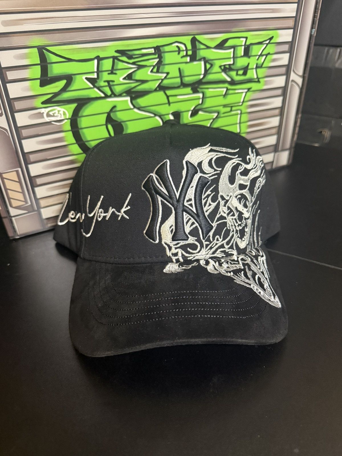 Other Dandy Hats NY Skeleton Size ONE SIZE - 1 Thumbnail