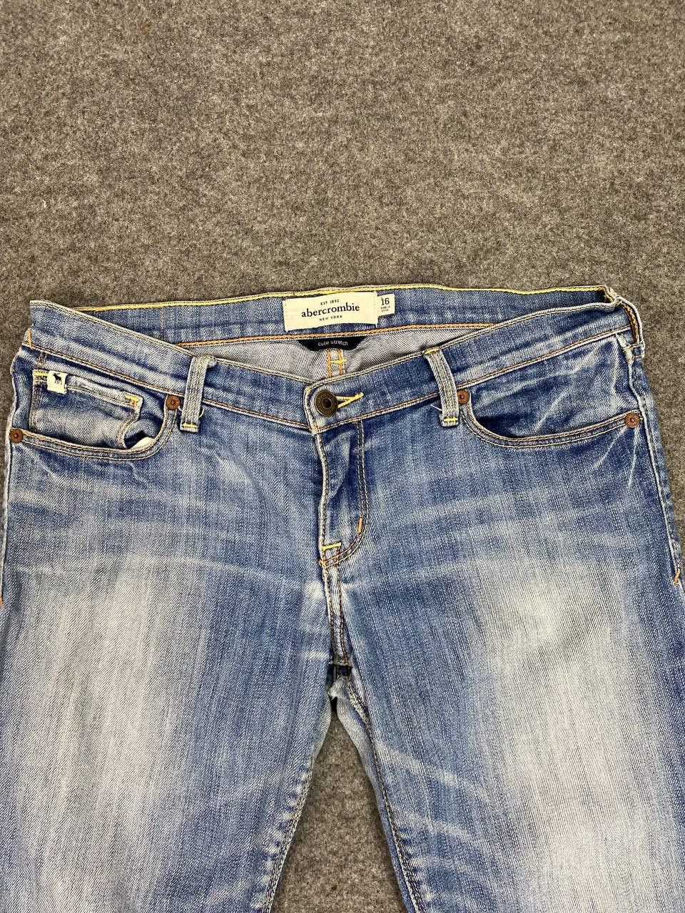 Other abercrombie and fitch cute stretch bootcut distressed denim Size 32" / US 10 / IT 46 - 8 Thumbnail
