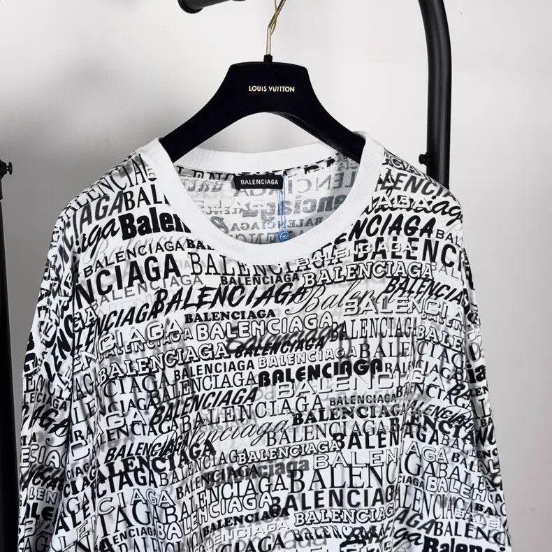Balenciaga Balenciaga Lettering Printed Long-sleeve T-shirt Size US S / EU 44-46 / 1 - 3 Thumbnail