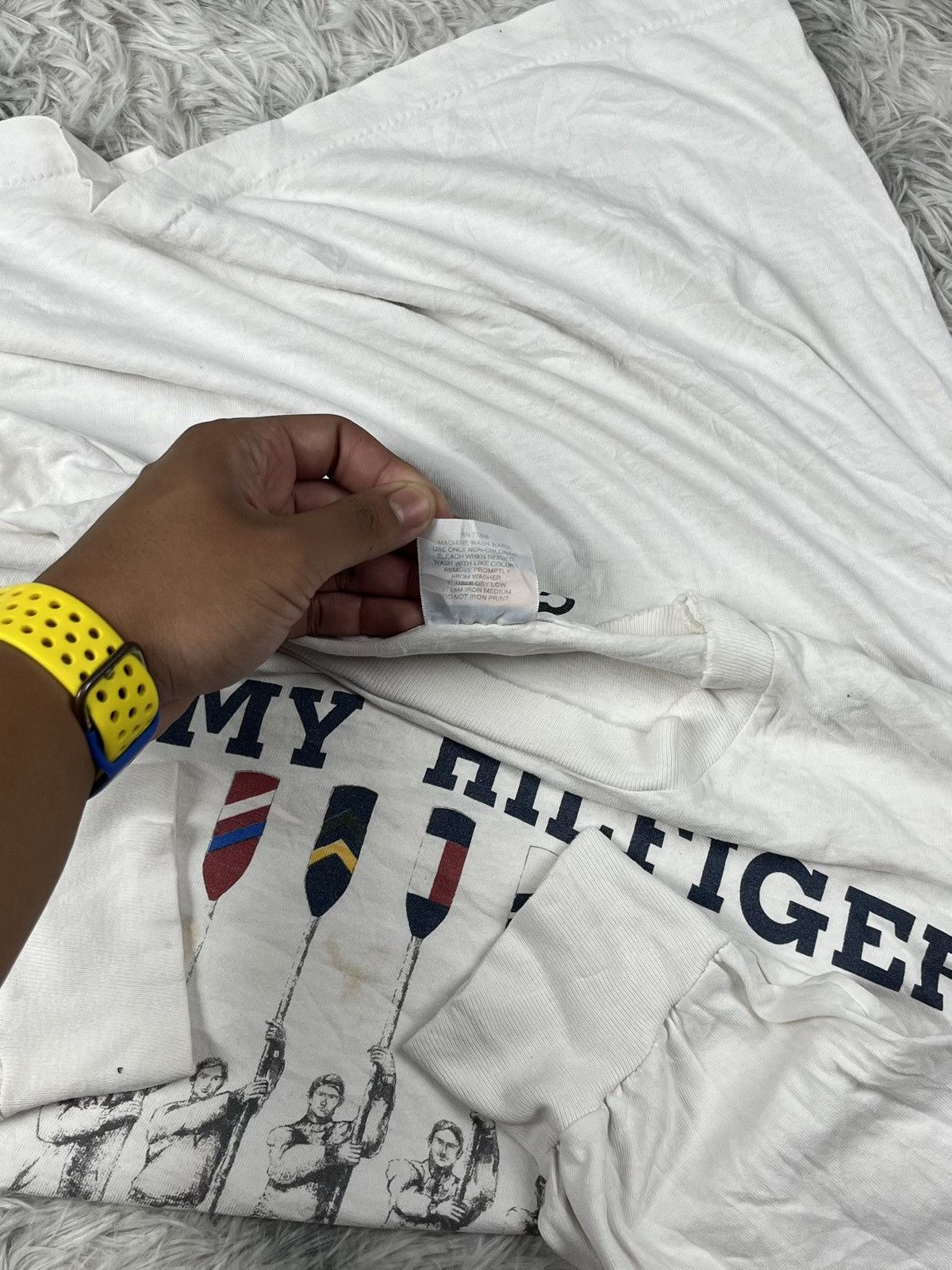 Tommy Hilfiger Vintage Tommy Hilfiger Long sleeve T-shirt Size US L / EU 52-54 / 3 - 9 Thumbnail